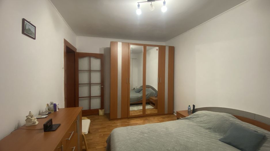 Vânzare apartament 3 camere - Confort modern într-o zonă excelentă! - Poză 9