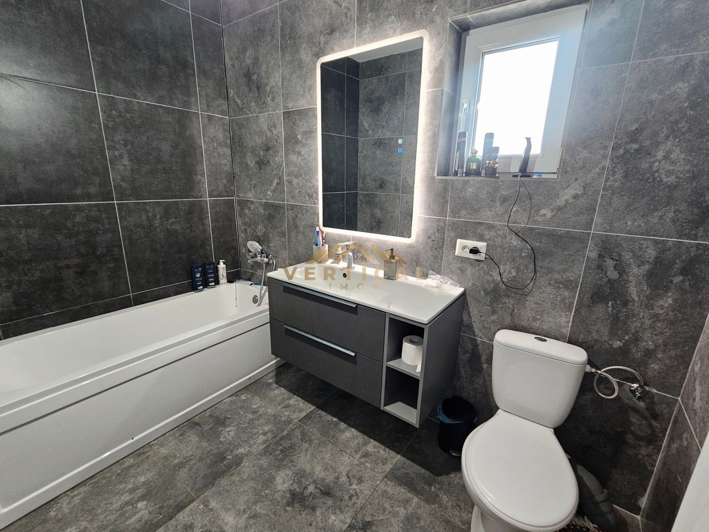 Vila 4 camere in zona de intrare a comunei Berceni - Poză 21