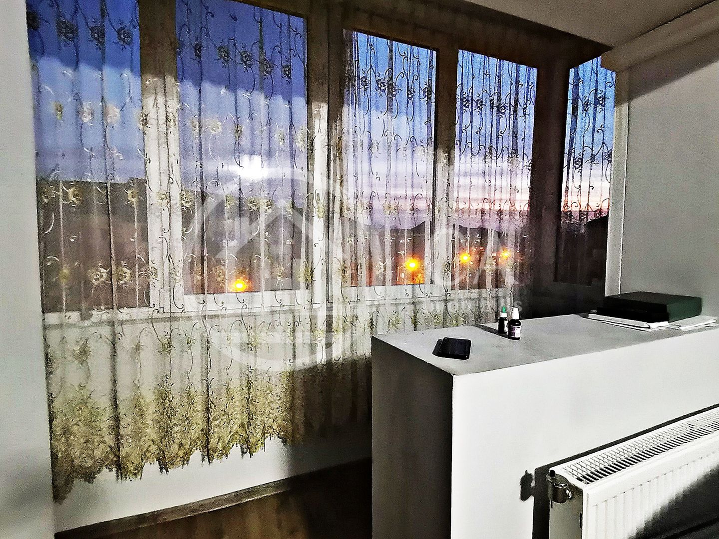 Apartament cu 4 camere de vanzare in Decebal, Oradea - Poză 9