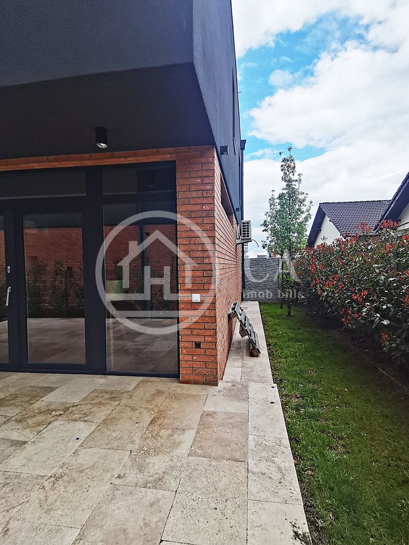 Casă de vânzare stil mediteranean cu 5 camere in Tineretului, Oradea - Poză 3