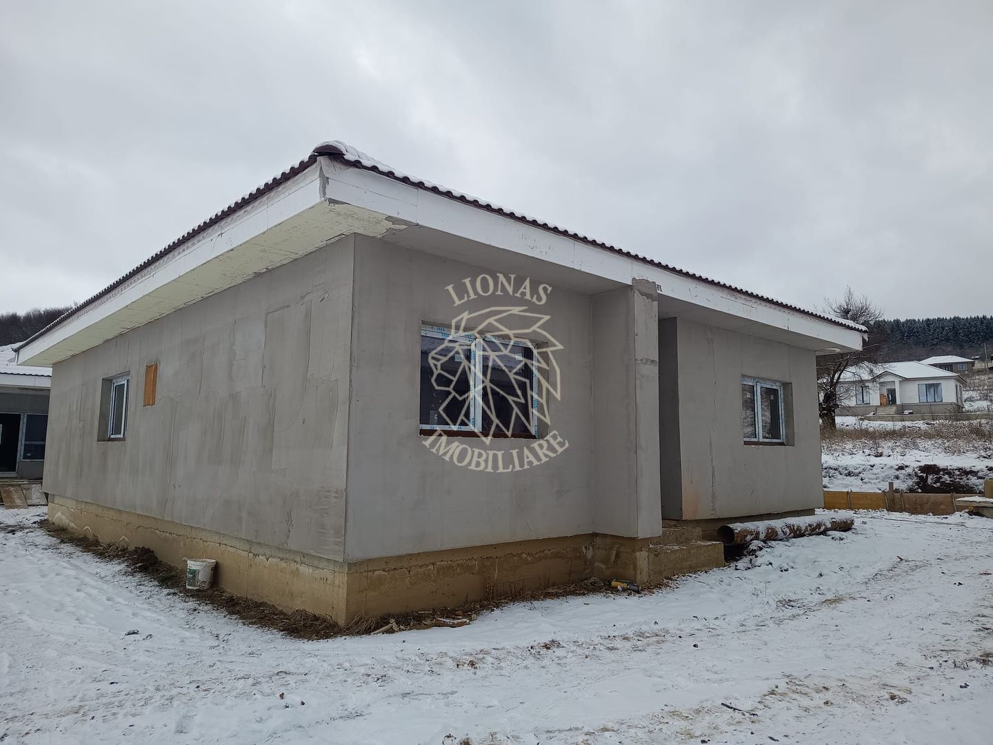 Casa finisata la cheie-5 camere-teren 500 mp- Dealul Jelnei - Poză 2