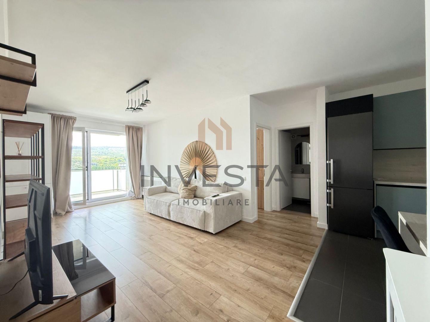 Apartament 2 camere cu loc de parcare subteran zona Grand Hotel Italia - Poză 3