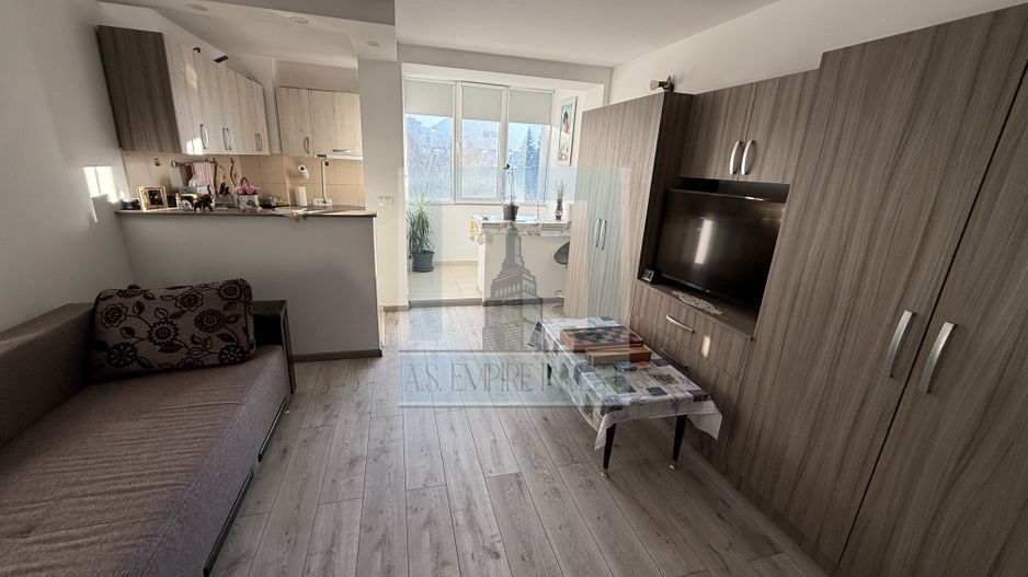 Garsoniera mobilata/utilata - zona B-dul Victoriei - Poză 1