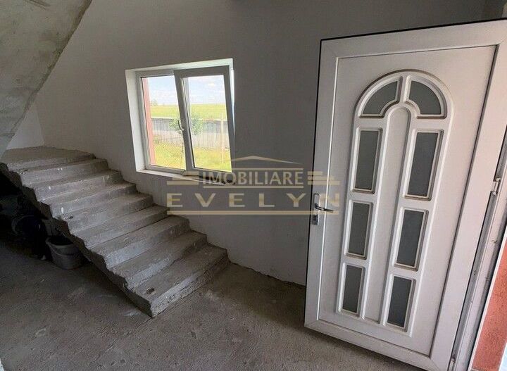 De vânzare casa P+M în Brehuiesti, pozitionata la strada principala - Poză 11