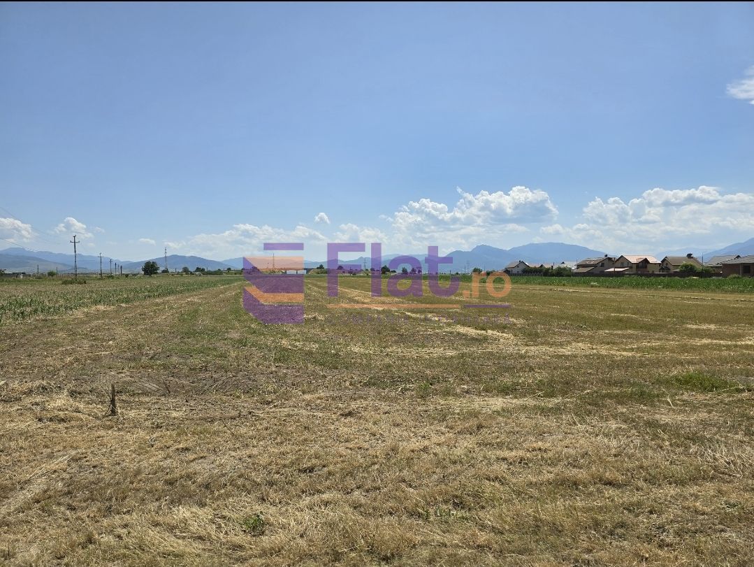 Teren intravilan de vânzare în Hărman, Brașov cu utilitati - Poză 9