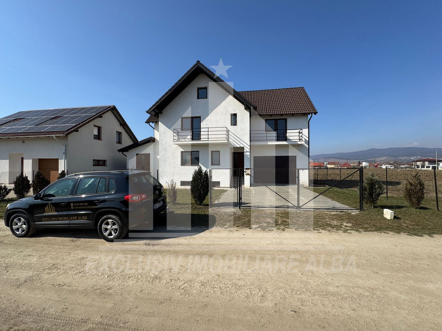 Casa individuala | Semifinisata | 170 mp | 300 mp teren | Partos - Poză 1