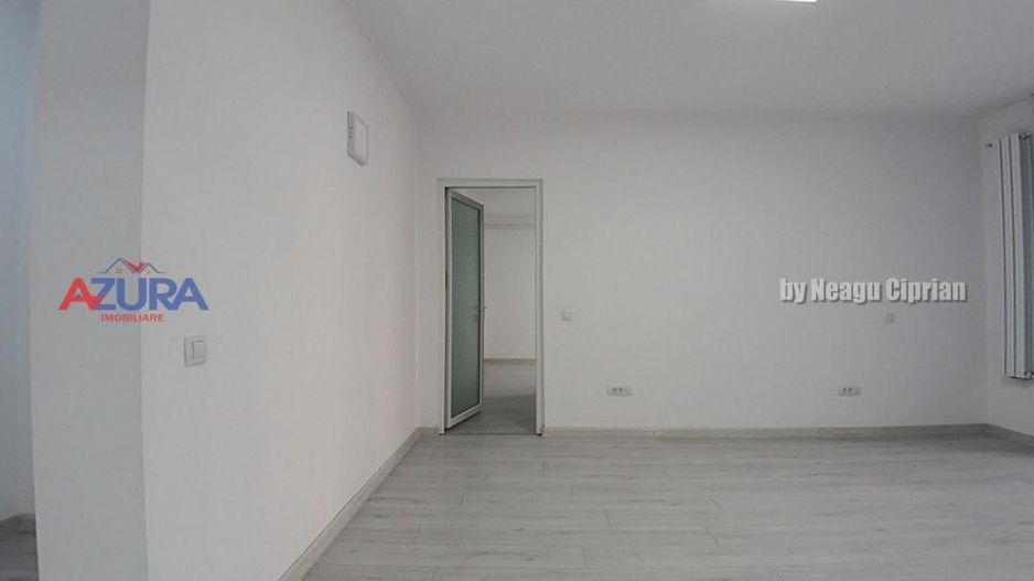 Spatiu Comercial-Birouri Ultracentral Pitesti - Poză 10