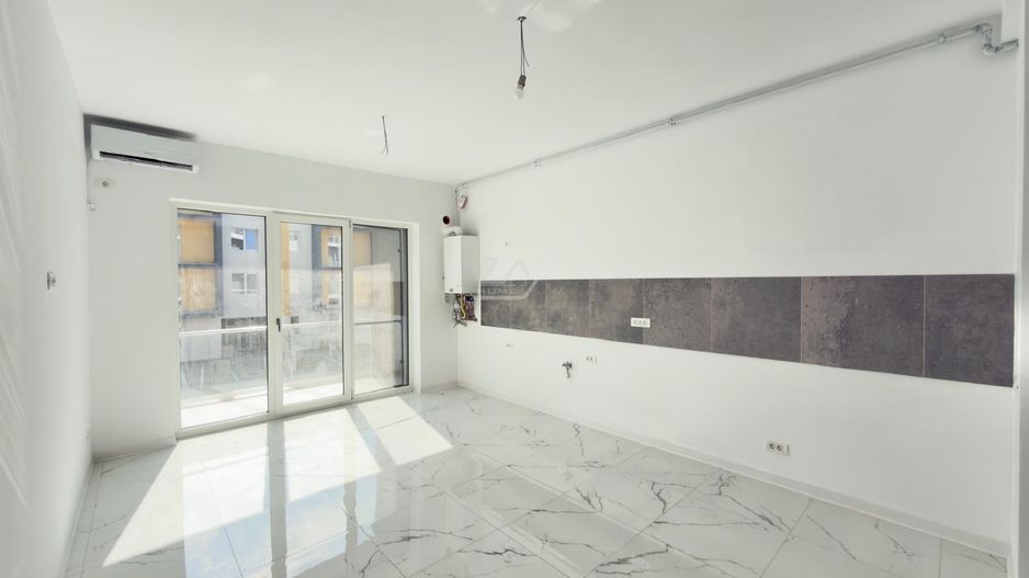 Bloc finalizat. Spatiu pod. Loc de parcare. Clima. - Poză 1