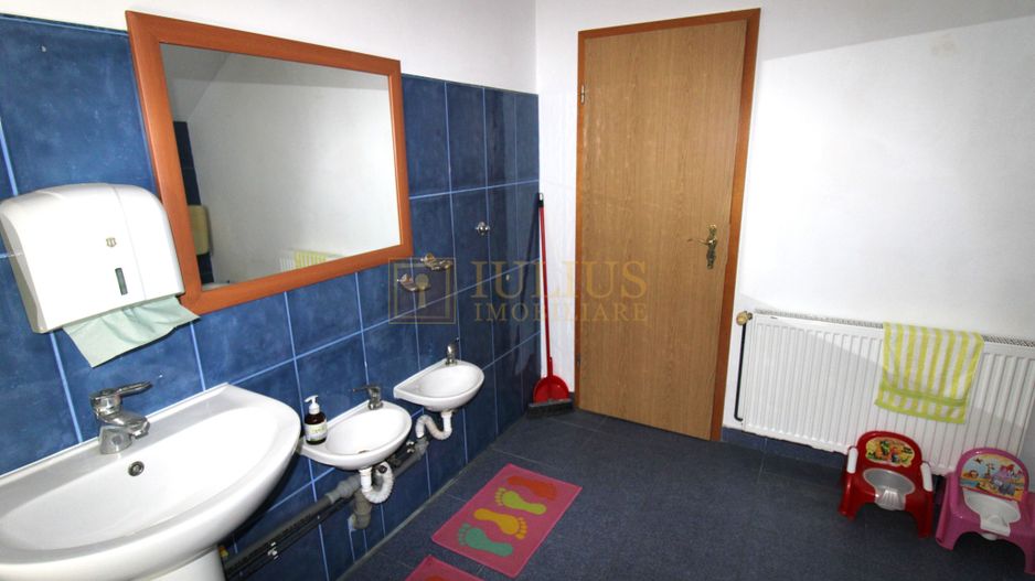 Casa ideala pentru activitati Comerciale. (gradinita, after school, ...) - Poză 24