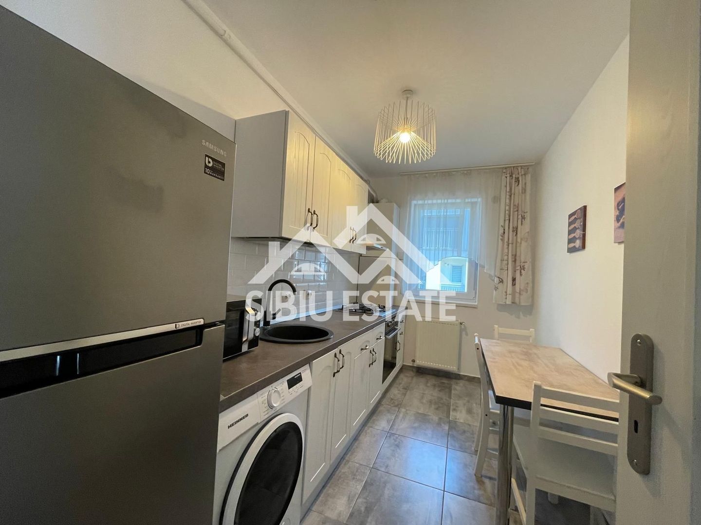 Apartament decomandat 2 camere Zona Facultatii de Medicina Sibiu - Poză 8