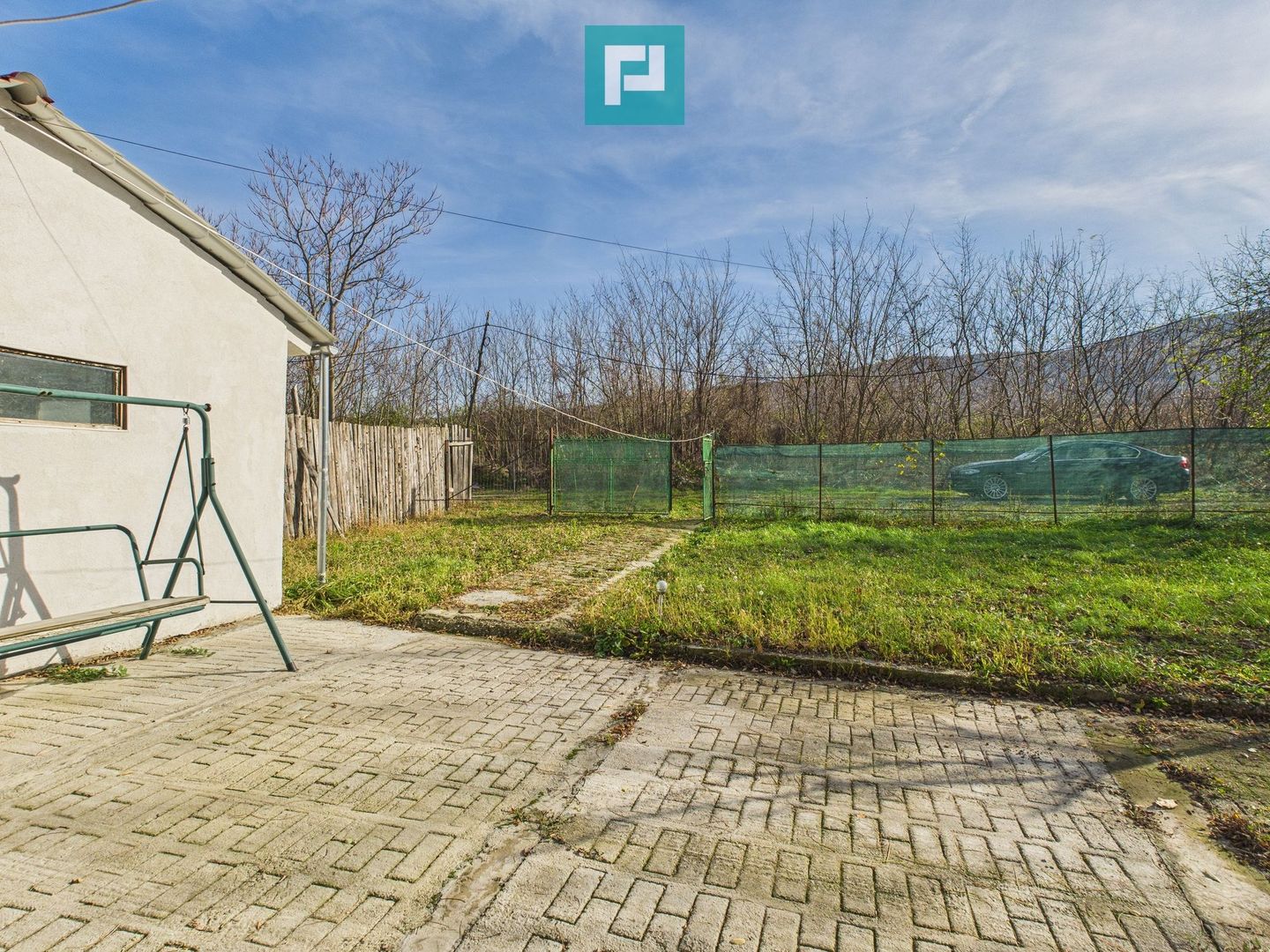 Casuță cu priveliște panoramică spre Cetatea Șiria - Poză 25