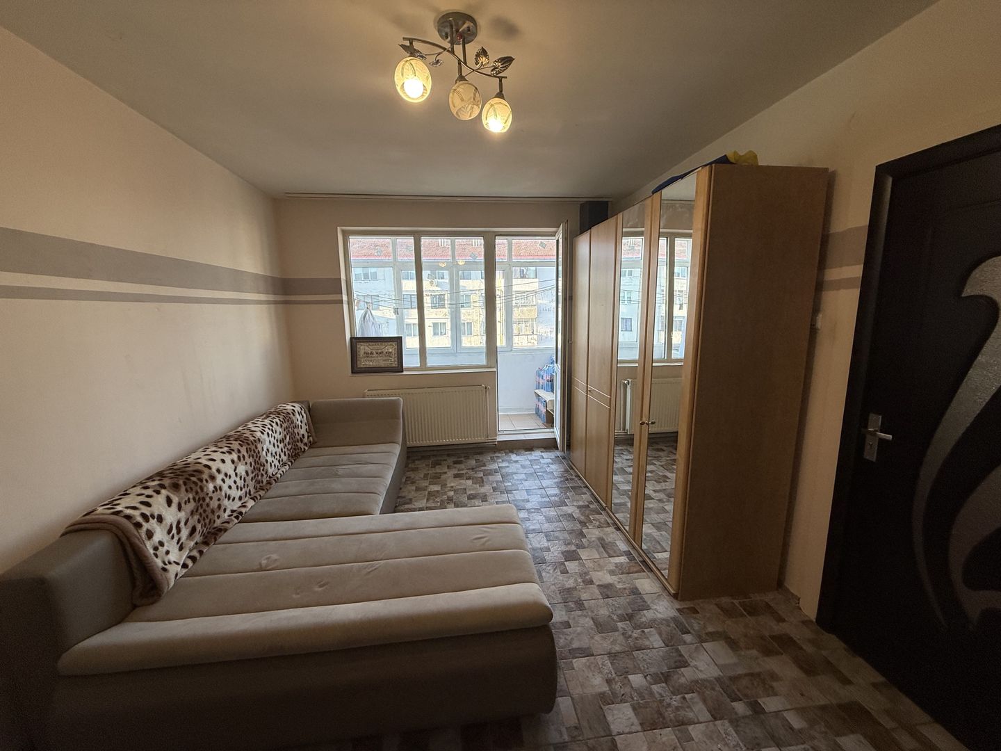 Ap 2 camere 49 mp!- școala centrală Câmpina - Poză 3