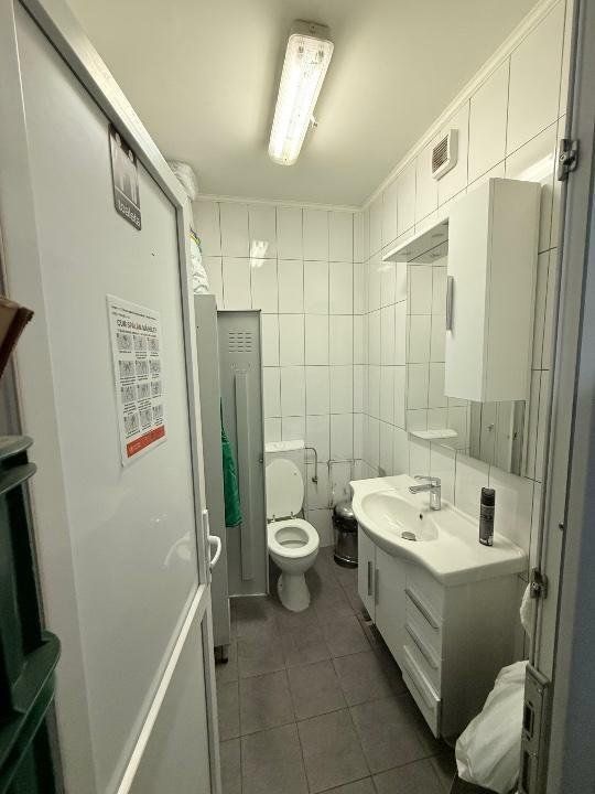 Spaţiu comercial de închiriat â€“ Central Otopeni, acces direct din DN1 - Poză 9