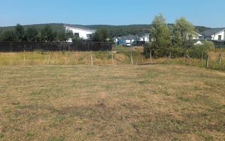 Teren intravilan 653 mp, Livezeni, utilitati, drum acces - Poză 2