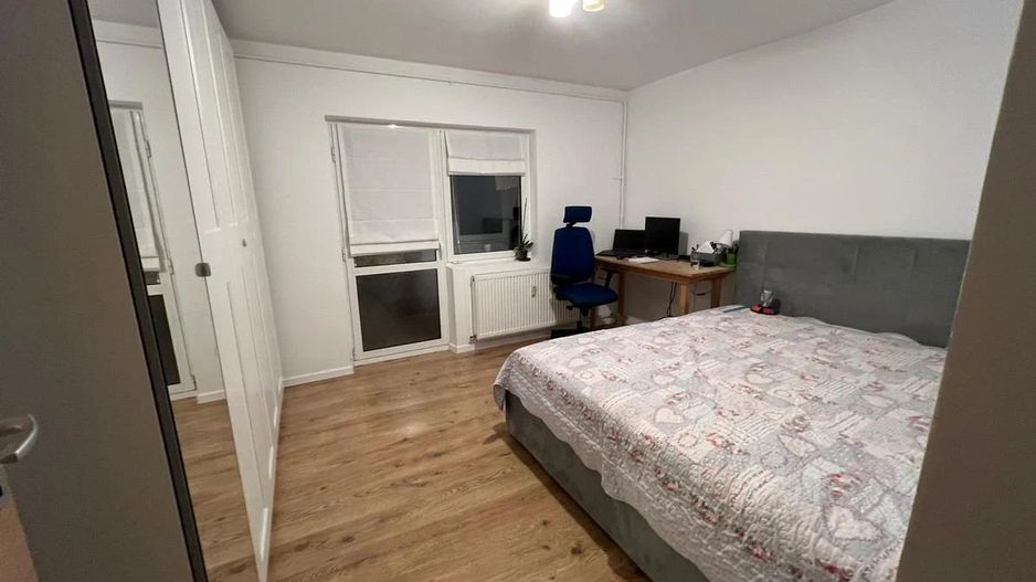 Apartament cu 3 camere de vanzare - Aviatiei - Poză 6