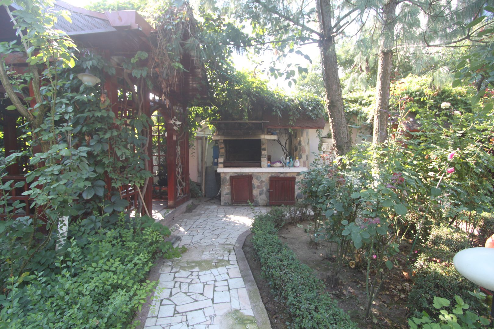 Casă / Vilă cu 8 camere de vânzare în zona Semicentral - Poză 42