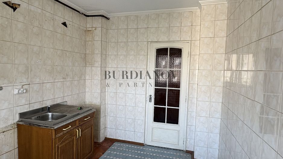 Apartament cu 4 camere - Metrou Gorjului - Bd. Uverturii 89 - Poză 3