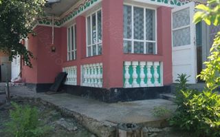 Casă tradițională, 3 camere, baie, bucătărie, sat Vorovești, com. Miroslava - Poză 1