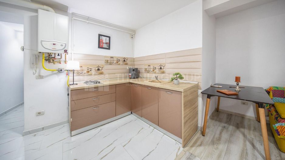 Studio modern mobilat, bloc nou - Roma Residence , Centrul Istoric - Poză 2