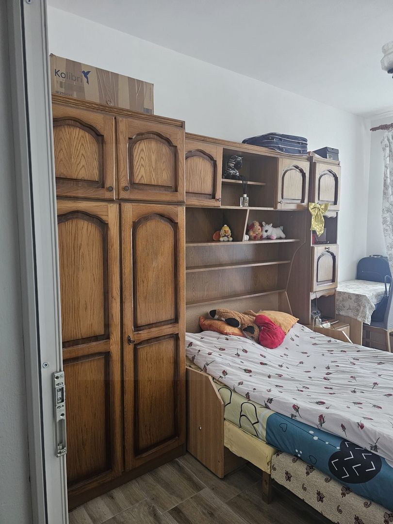 Apartament 3 camere 54 mp utili balcon si parcare privata Selimbar - Poză 4