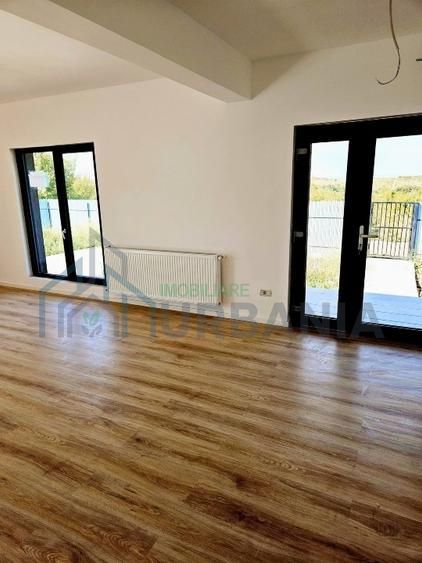 Casă de vânzare în Vișani, Bârnova, Iași - Poză 4