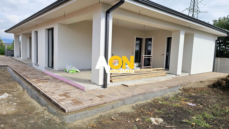 Casa 4 camere, finisaje la cheie, 500 mp teren, Micesti - Poză 2