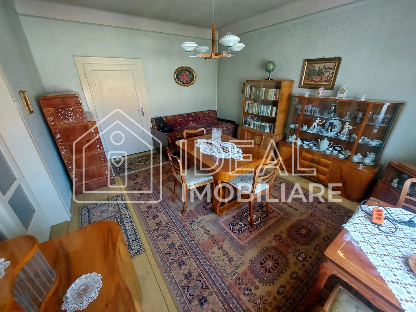 Casa cu 3 camere, zona Trei Stejari - Poză 2