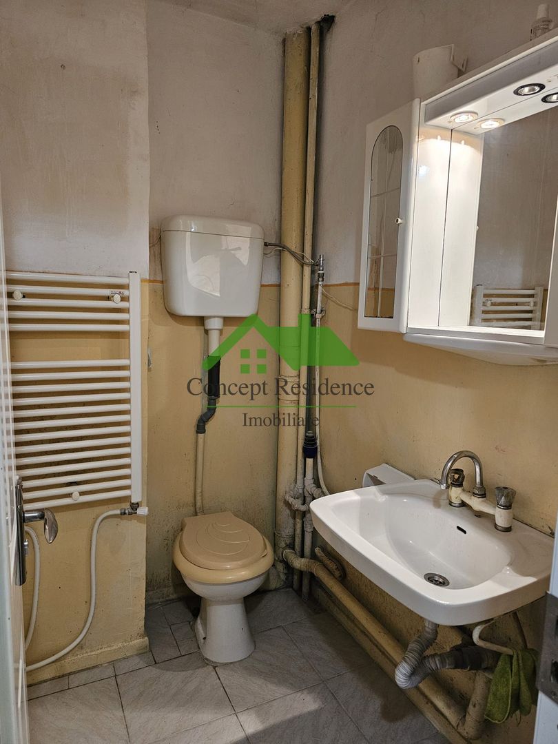 Apartament 4 camere, etaj 1, garaj – Str. Victoriei zona sc. nr. 4 - Poză 9