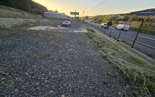 Teren 2500 mp cu deschidere de 65 m la E 60 - Poză 4