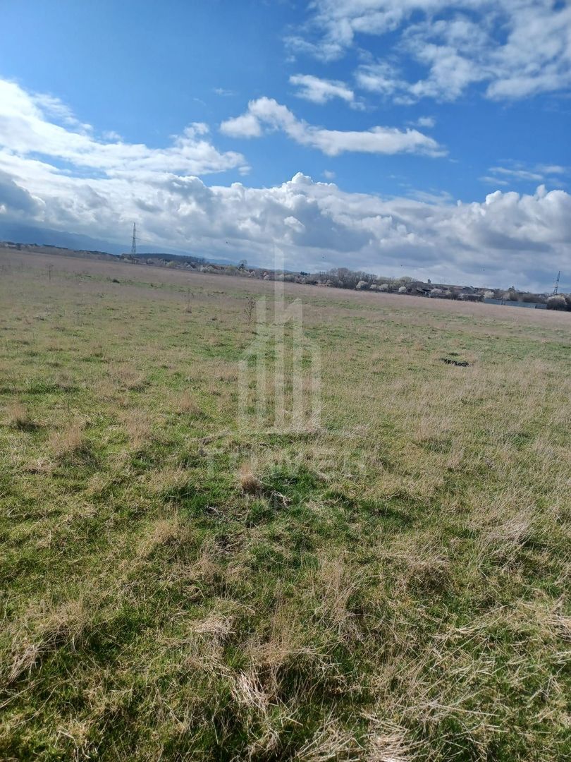 Teren intravilan 7.700 mp de vânzare | Zona Câmpșor - Poză 1