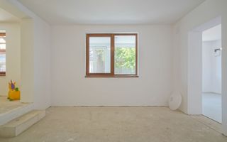 Casa perfecta cu grădină de 1100mp, acces la râu și transport in comun - Poză 8