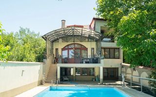Vila exclusivistă de inchiriat | pe malul lacului Snagov - Poză 18