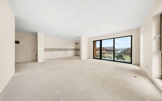 Apartament in vila! 4 camere 125.56 mp utili+37 mp terasa! 2 garaje! - Poză 4