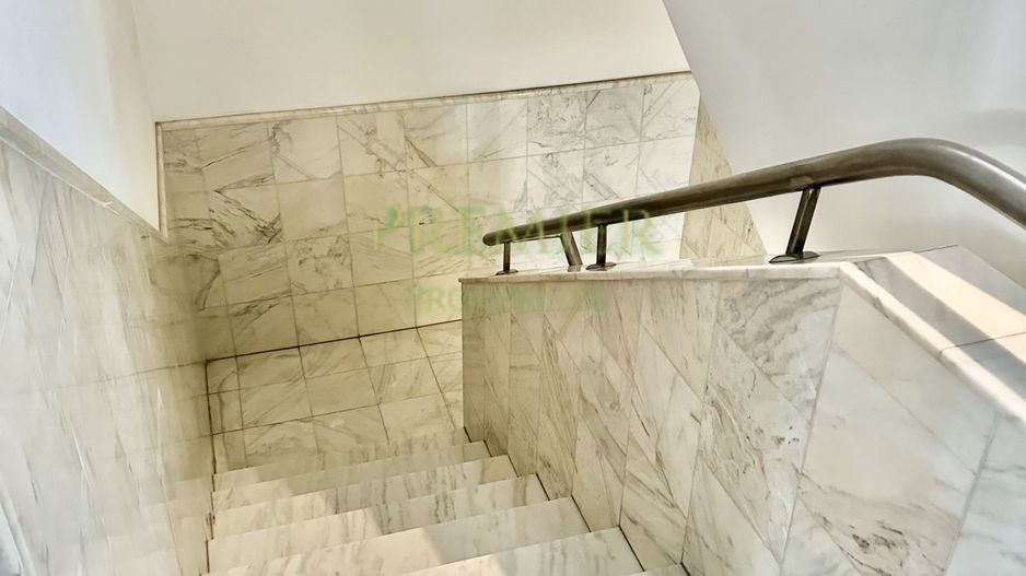 for Investment 100% rented building Universitate metro downtown - Poză 4