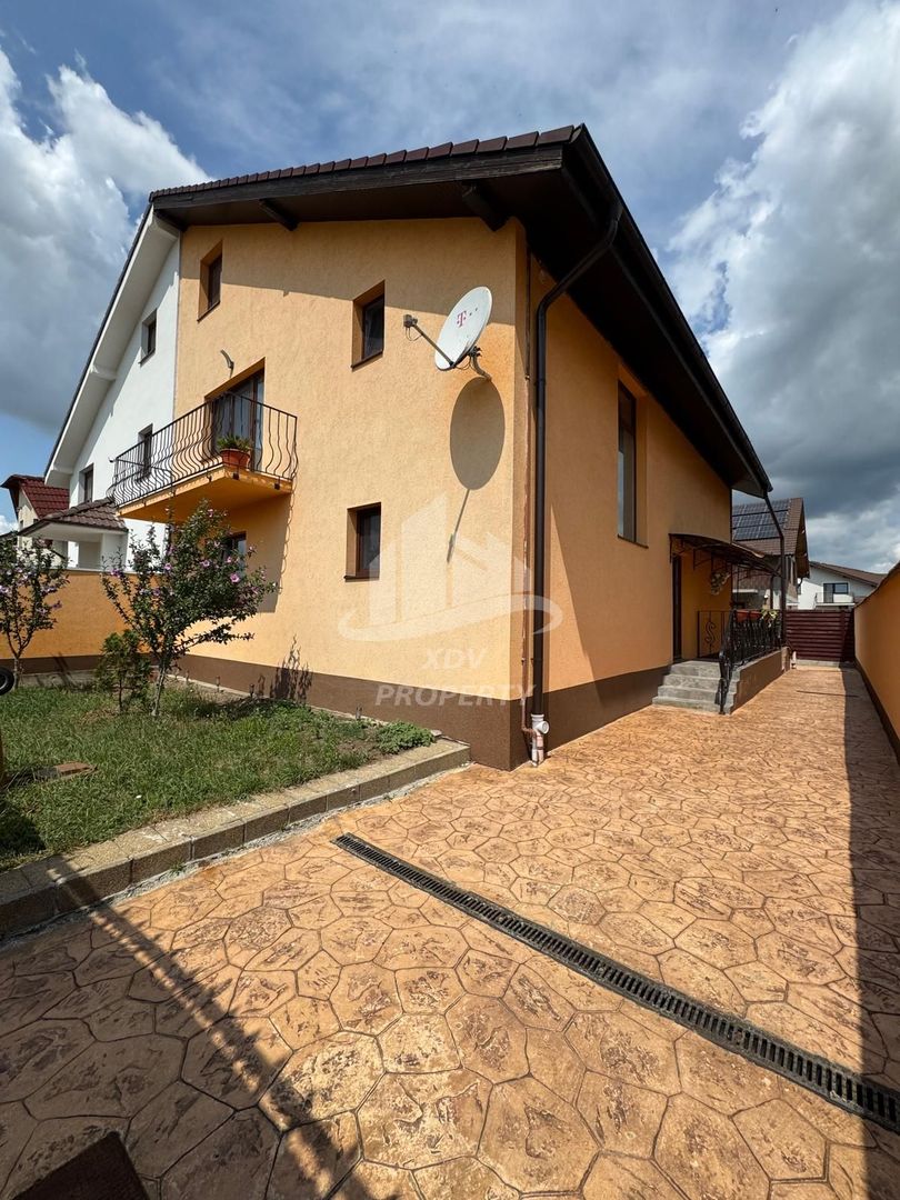 Casa moderna, mobilata complet  Sibiu - Poză 17