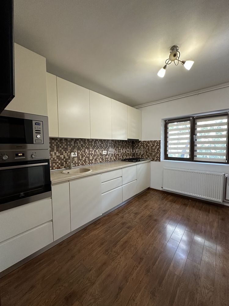 Apartament  13 Septembrie cu centrala si loc de parcare - Poză 2