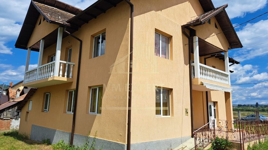 VILA 8 CAMERE, TEREN 1500 MP, BUGHEA DE SUS, ARGES - Poză 12