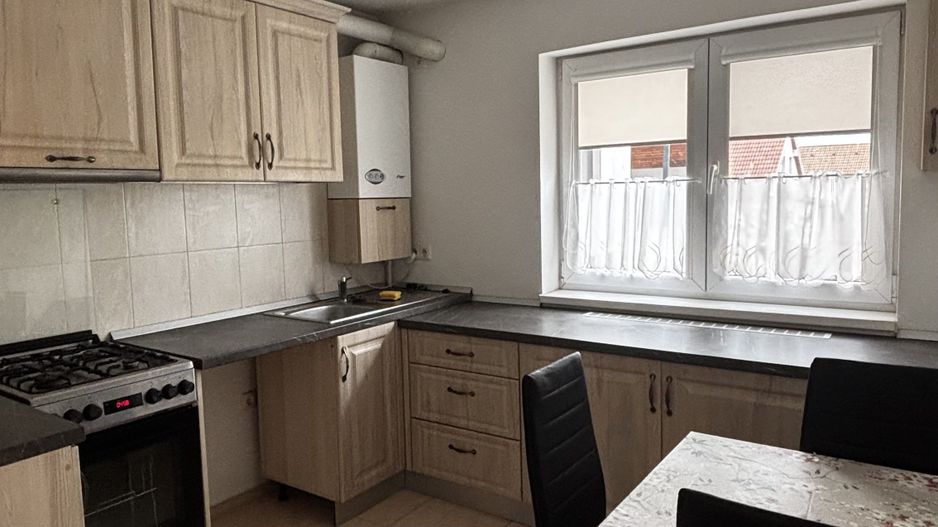 Apartament de vanzare in Sebes Drumul Petrestiului - Poză 5