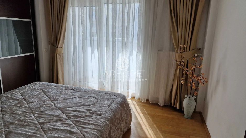 Apartament spațios cu 4 camere în zona Decebal - Poză 6