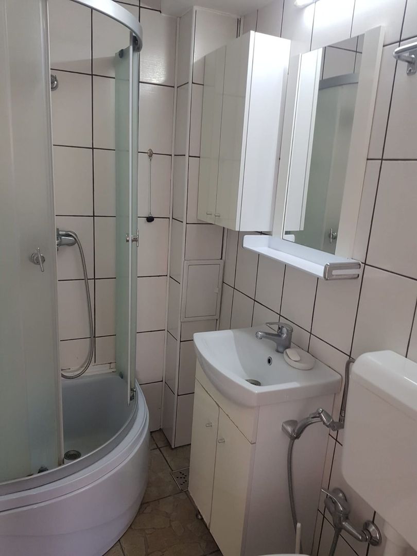 apartament cu 2 camere - Poză 8