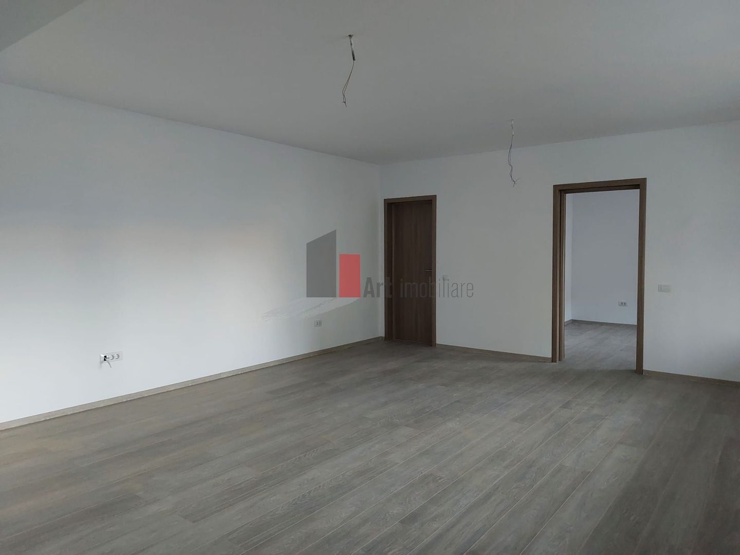 Spatiul "MAGRANA" , P-ta Alba Iulia, imobil 2024, TOTUL NOU, PARCARE INCLUSA - Poză 7