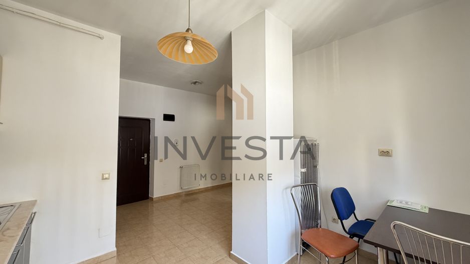 Oportunitate de investitie! Apartament cu 1 camera intr-o zona buna - Poză 2