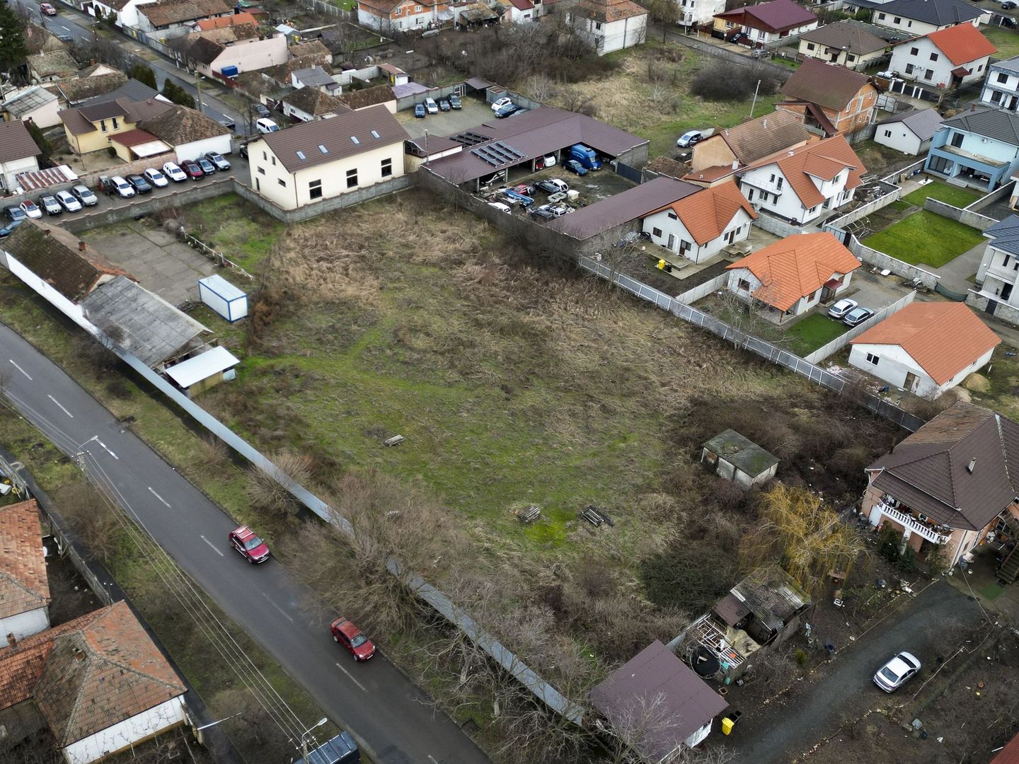 Loc de casa 650 mp in Bujac - Poză 3