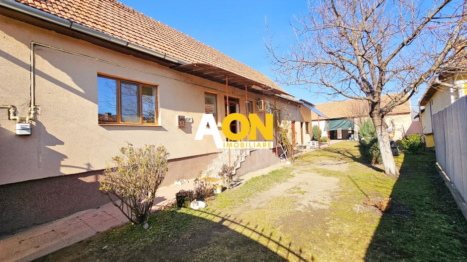 Casa 4 camere + anexe, 2084 mp teren, Totoi, la 10 km de Alba Iulia - Poză 1