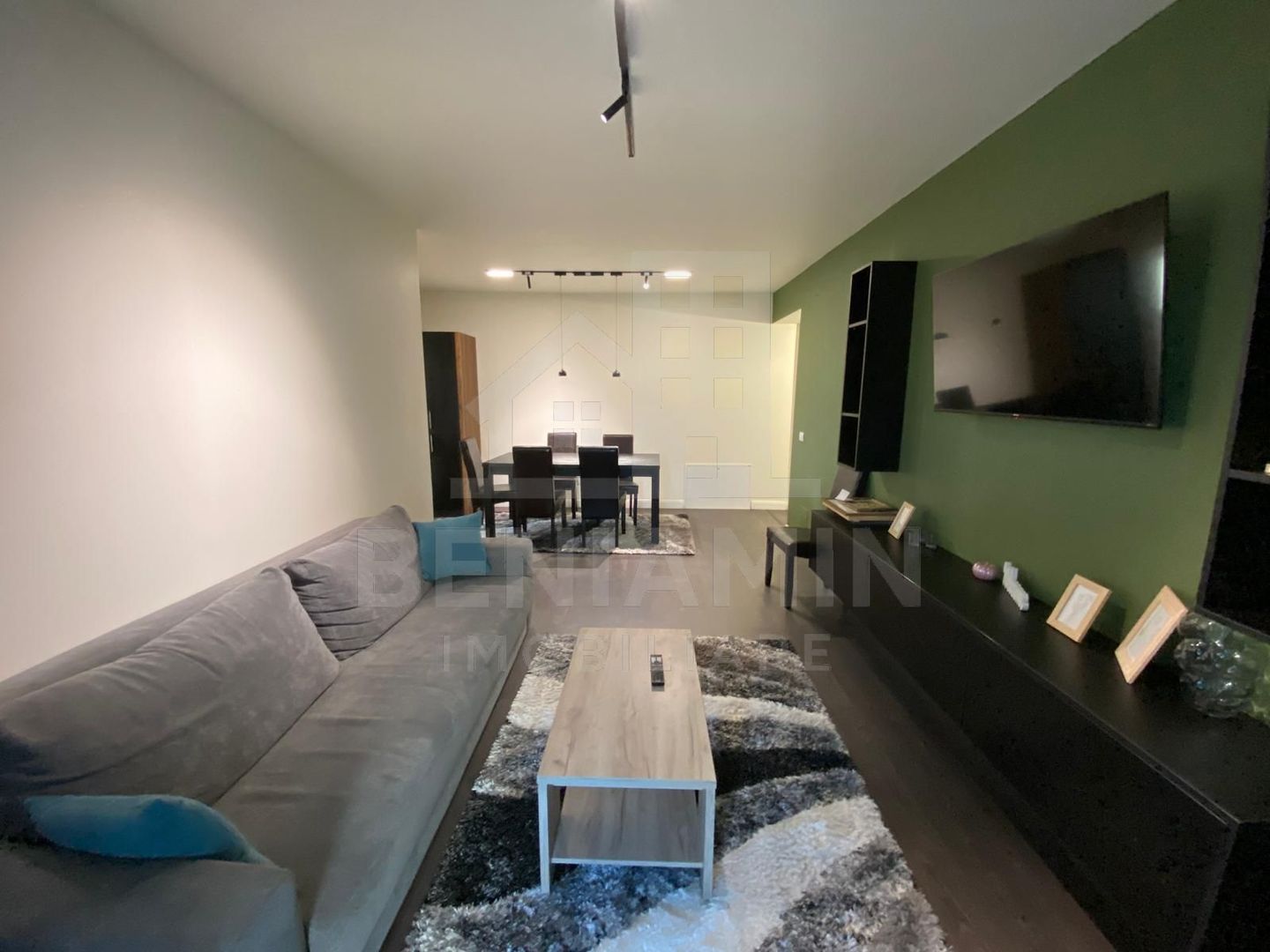 Apartament modern 3 camere-Zona Ciuperca-Loc de parcare-Disponibil - Poză 3