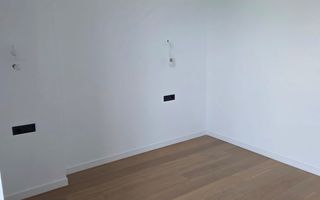 Studio High Distrcit - Poză 4