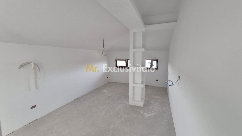 Casa visurilor la vanzare - Poză 36