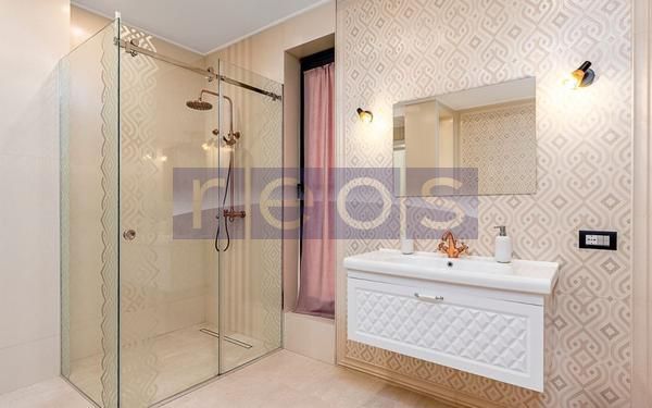 Casă individuală | 2000 mp teren | 748 mp utili | piscina | - Poză 11