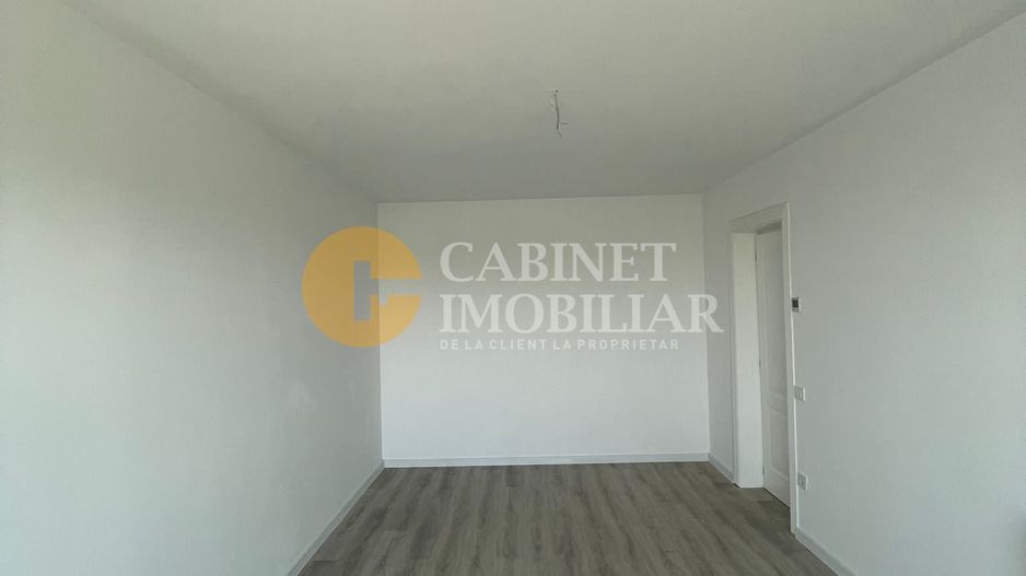 Apartament Cu 1 Camera 40 Mp Bloc Nou - Poză 2