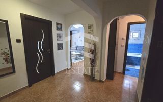 INEL I - Apartament cu centrala pe gaz, loc de parcare si pod de 60 mp - Poză 43